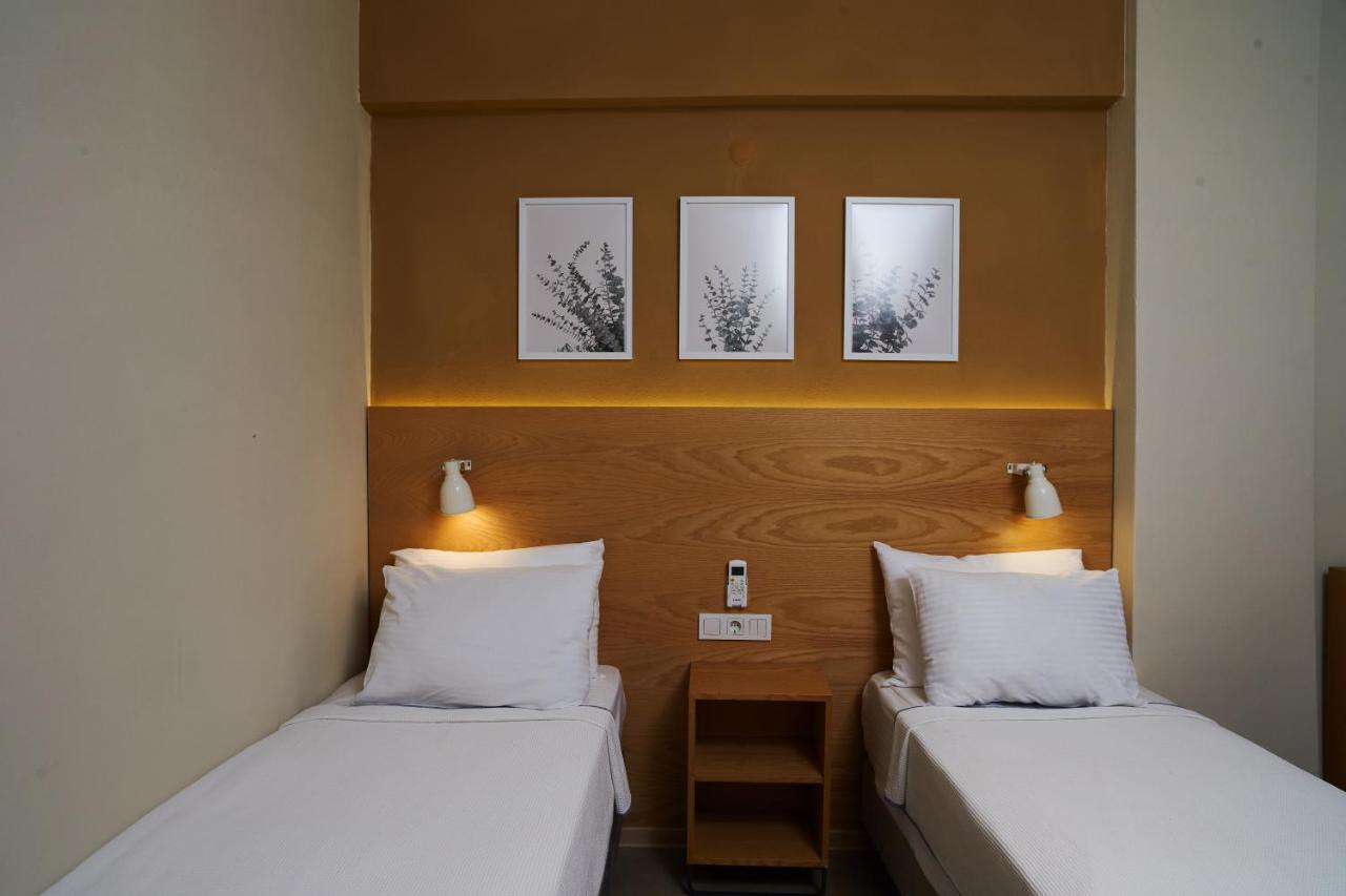 No 22 Riders' Inn อัคยาคา ภายนอก รูปภาพ